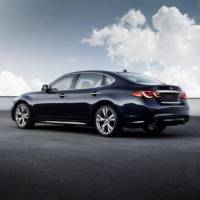 2015 Infiniti Q70 facelift unveiled