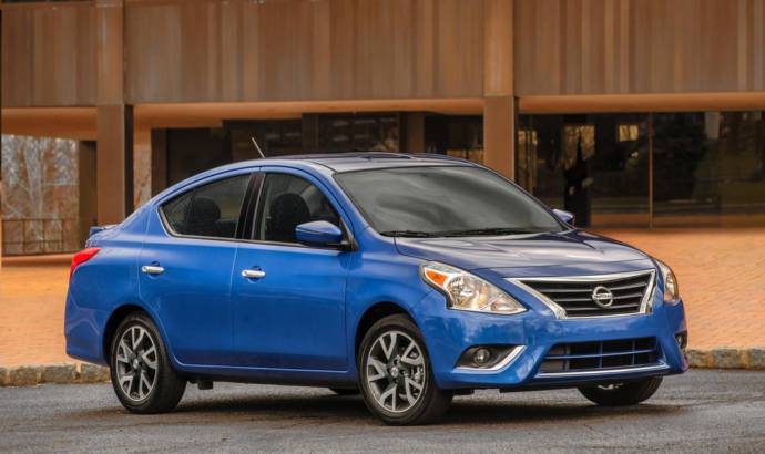 2015 Nissan Versa Sedan official photos and details