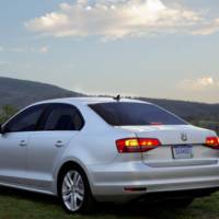 2015 Volkswagen Jetta facelift - Official pictures and details