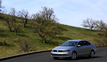 2015 Volkswagen Jetta facelift - Official pictures and details