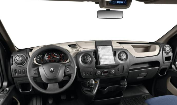 2015 Renault Master facelift - Official pictures and details