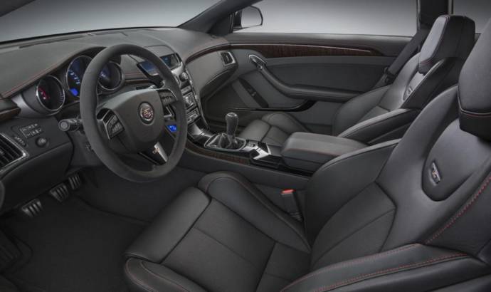 2015 Cadillac CTS-V Coupe revealed