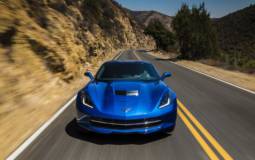 Chevrolet Corvette Stingray owners select manual gearbox