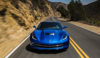Chevrolet Corvette Stingray owners select manual gearbox