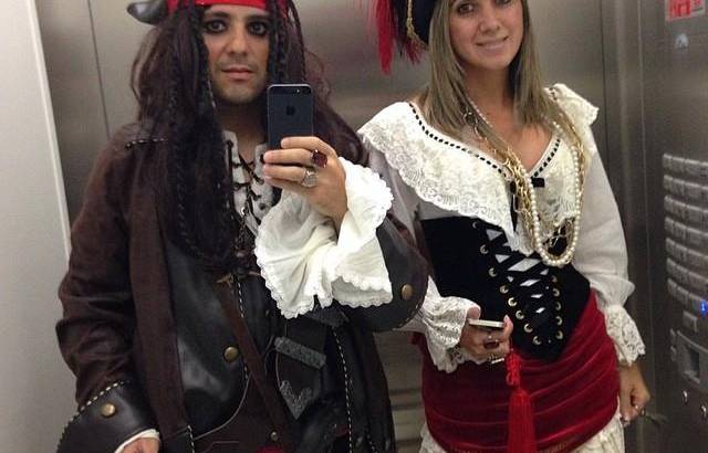 Felipe Massa dresses up like Jack Sparrow the pirate