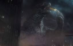 Godzilla can't eat the Fiat 500L (+Video)