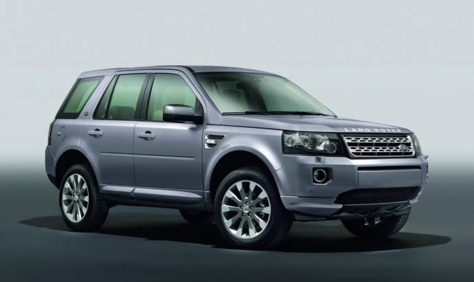 Land Rover Defender Metropolis introduced in Uk