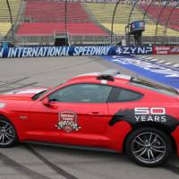 2015 Ford Mustang pace car revealed