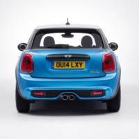 2015 Mini five-door version unveiled