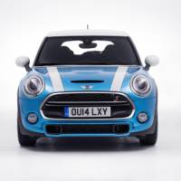 2015 Mini five-door version unveiled