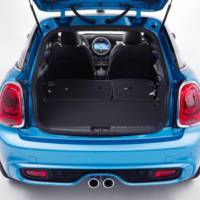 2015 Mini five-door version unveiled