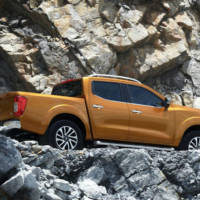 2015 Nissan Navara - Official pictures and details