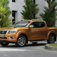 2015 Nissan Navara - Official pictures and details