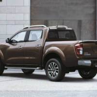 2015 Nissan Navara - Official pictures and details