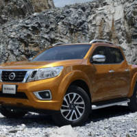 2015 Nissan Navara - Official pictures and details