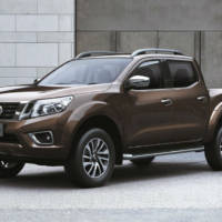 2015 Nissan Navara - Official pictures and details