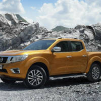 2015 Nissan Navara - Official pictures and details