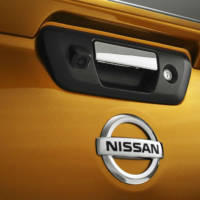 2015 Nissan Navara - Official pictures and details