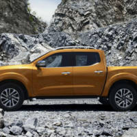 2015 Nissan Navara - Official pictures and details