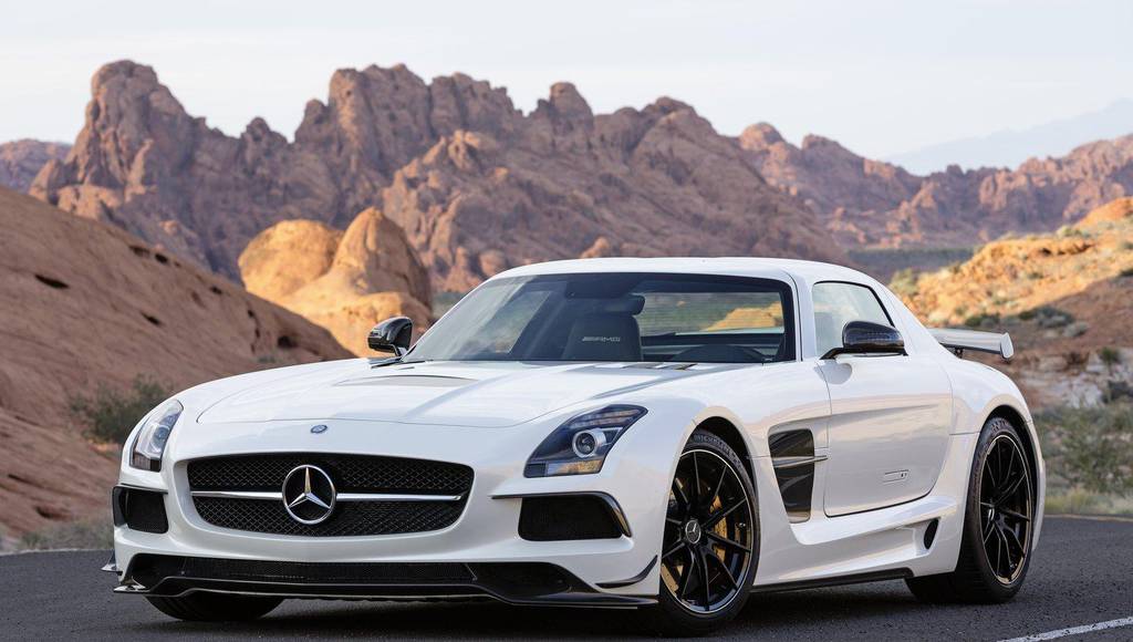 David Coulthard and Mercedes SLS AMG Black Series ready for Goodwood