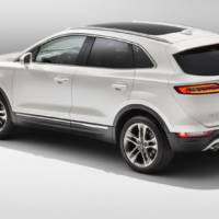 VIDEO: 2015 Lincoln MKC review