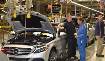 2015 Mercedes C-Class enters US production