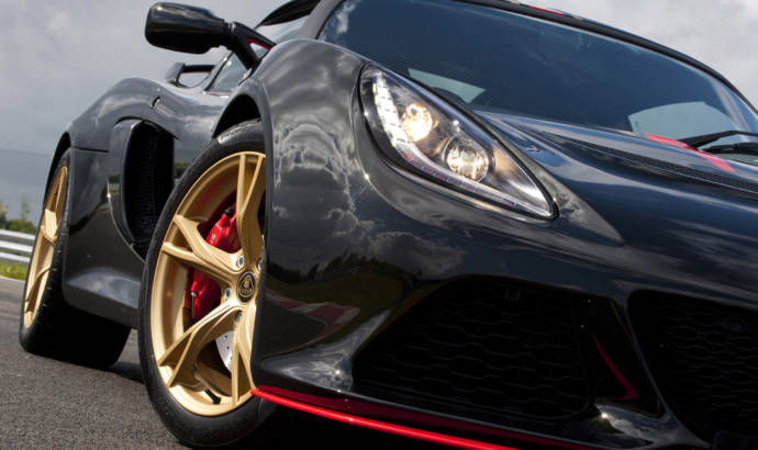 Lotus Exige LF1 celebrate 81 Formula 1 victories