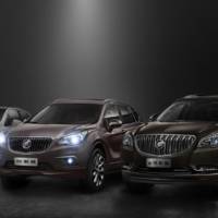 2015 Buick Envision detailed