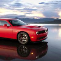 2015 Dodge Challenger SRT Hellcat delivers 707 HP and 880 Nm of torque