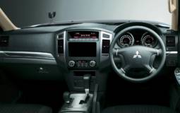 2015 Mitsubishi Pajero facelift introduced in Japan