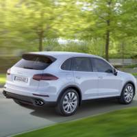 2015 Porsche Cayenne facelift unveiled