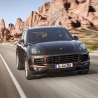 2015 Porsche Cayenne facelift unveiled