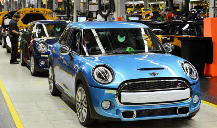 First Mini five-door hatchback rolls off the assembly line in Oxford