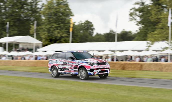 Range Rover Sport SVR runs on Goodwood Hill Climb