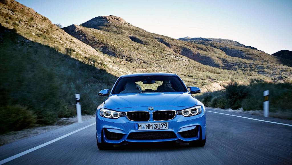 VIDEO: Legendary BMW M3 E30 DTM vs BMW M3 F80