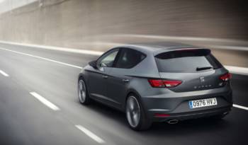 VIDEO: Volkswagen Golf R vs Seat Leon Cupra