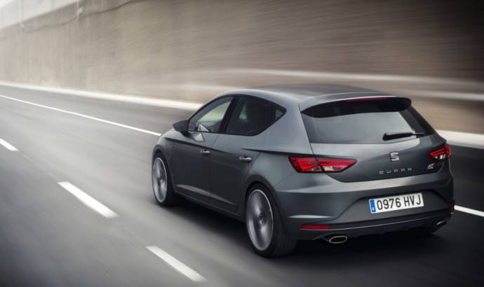 VIDEO: Volkswagen Golf R vs Seat Leon Cupra