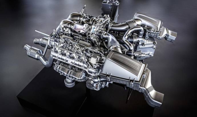 Mercedes AMG V8 engine detailed