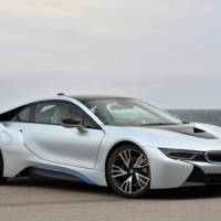 2015 BMW i8 US review by Motor Trend