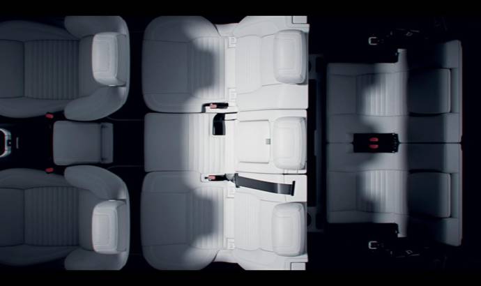 2015 Land Rover Discovery Sport new interior teaser