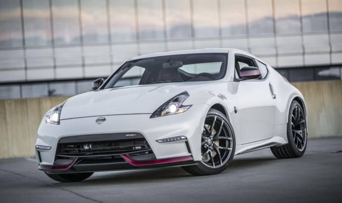 2015 Nissan 370Z starts at 29990 USD