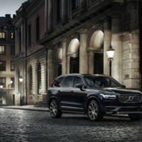 2015 Volvo XC90 official photos and details