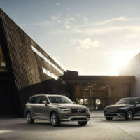 2015 Volvo XC90 official photos and details