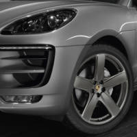 Porsche Exclusive offers customization for Macan