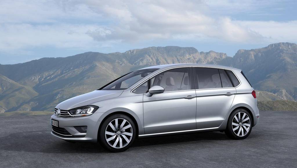 Volkswagen Golf Sportsvan reviewed in UK