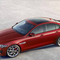 2015 Jaguar XE officially unveiled