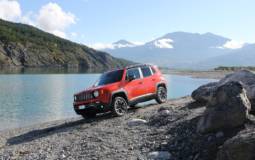 2015 Jeep Renegade European version detailed