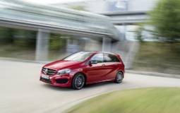 2015 Mercedes B-Class facelift unveiled ahead of Paris