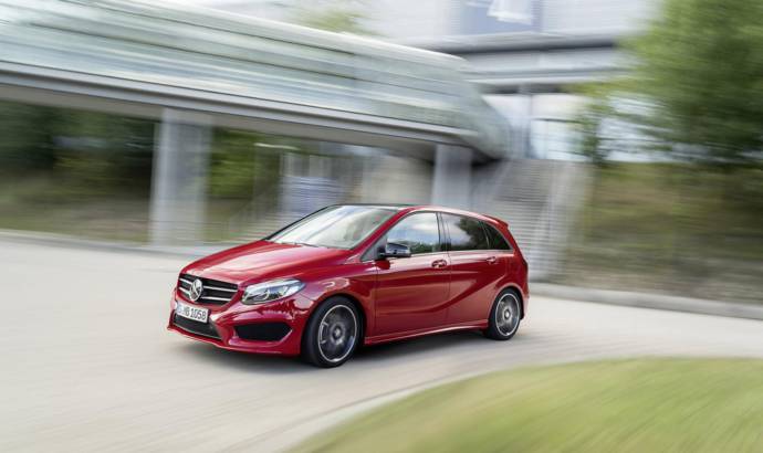 2015 Mercedes B-Class facelift unveiled ahead of Paris