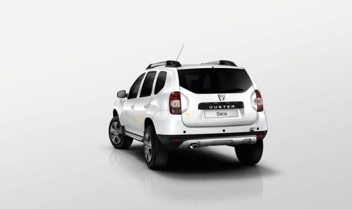 Dacia Duster Air and Sandero Black Touch - Official pictures and details